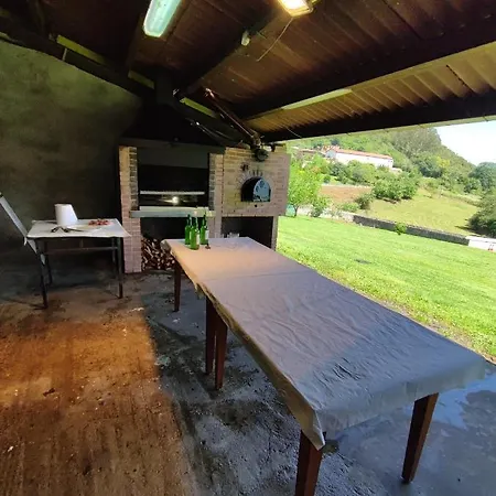 Vivienda Vacacional Las Vinas * 오비에도